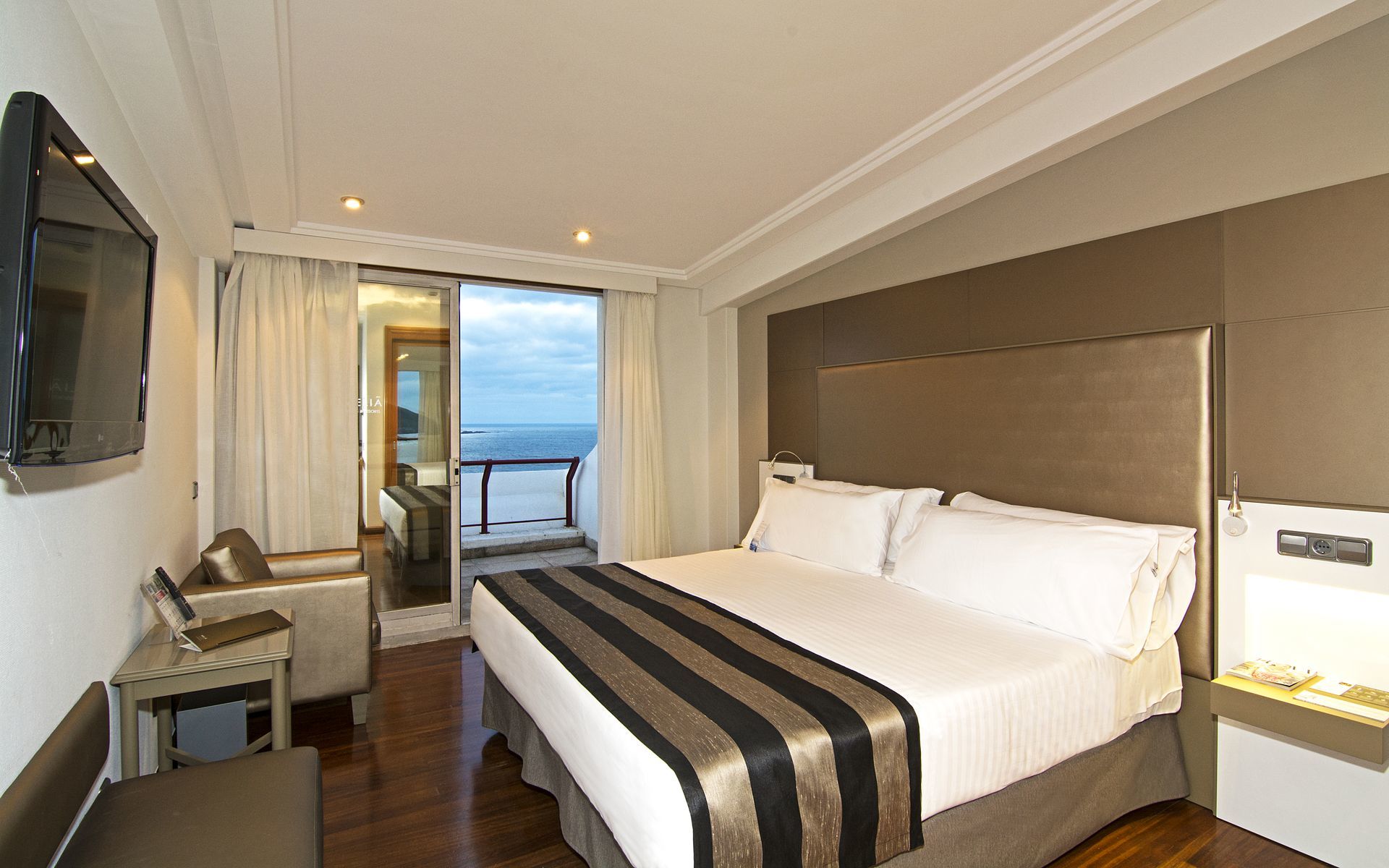 Melia Maria Pita Hotel A Coruña Kültér fotó